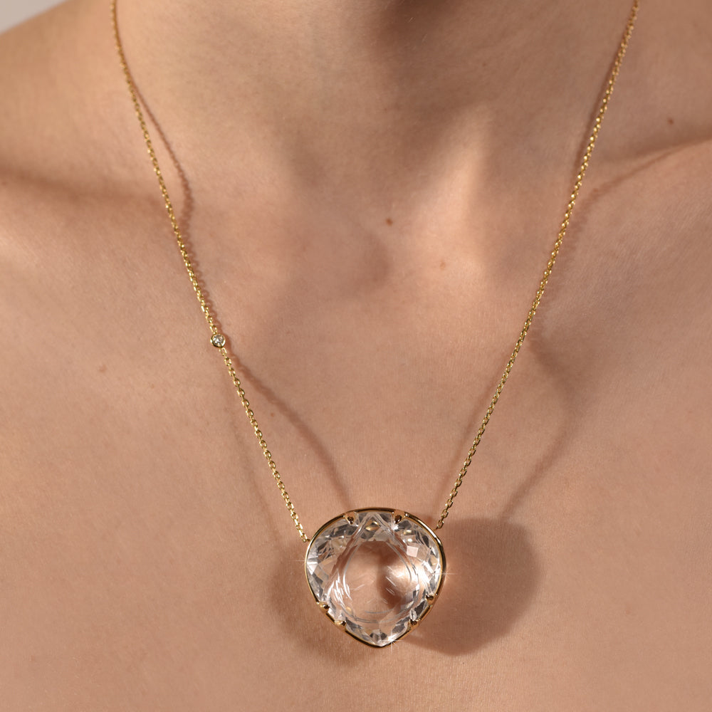 18k Gold Lotus diamond necklace